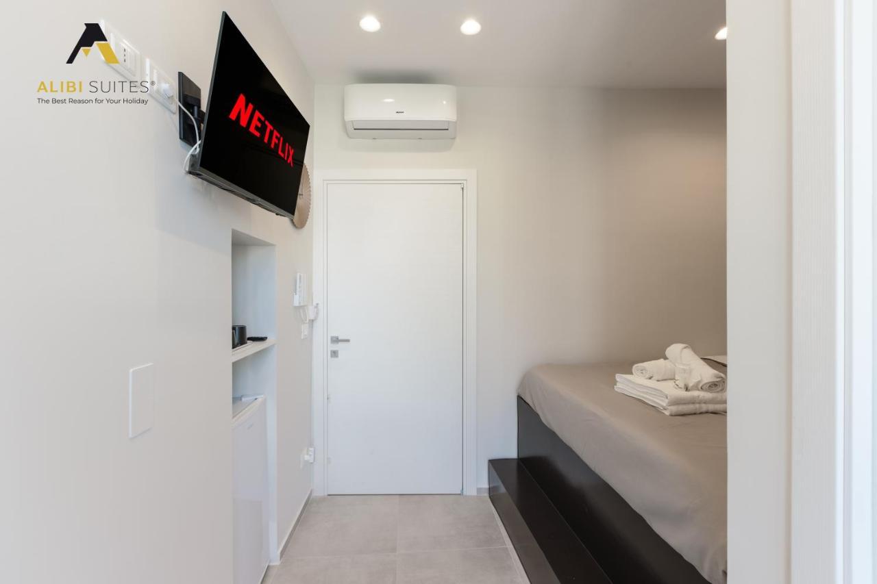 Alibi Suites Suite Museum: Gioiello Con Vista Sul Museo Archeologico Nazionale, Letto E Doccia Con Cromoterapia, Smart Tv, Wifi E A/C Ruvo di Puglia Εξωτερικό φωτογραφία