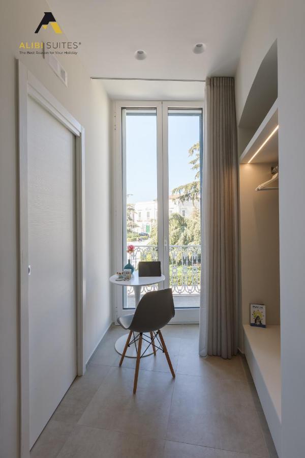 Alibi Suites Suite Museum: Gioiello Con Vista Sul Museo Archeologico Nazionale, Letto E Doccia Con Cromoterapia, Smart Tv, Wifi E A/C Ruvo di Puglia Εξωτερικό φωτογραφία