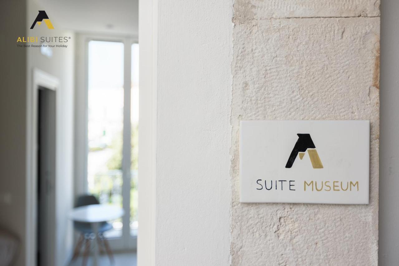 Alibi Suites Suite Museum: Gioiello Con Vista Sul Museo Archeologico Nazionale, Letto E Doccia Con Cromoterapia, Smart Tv, Wifi E A/C Ruvo di Puglia Εξωτερικό φωτογραφία