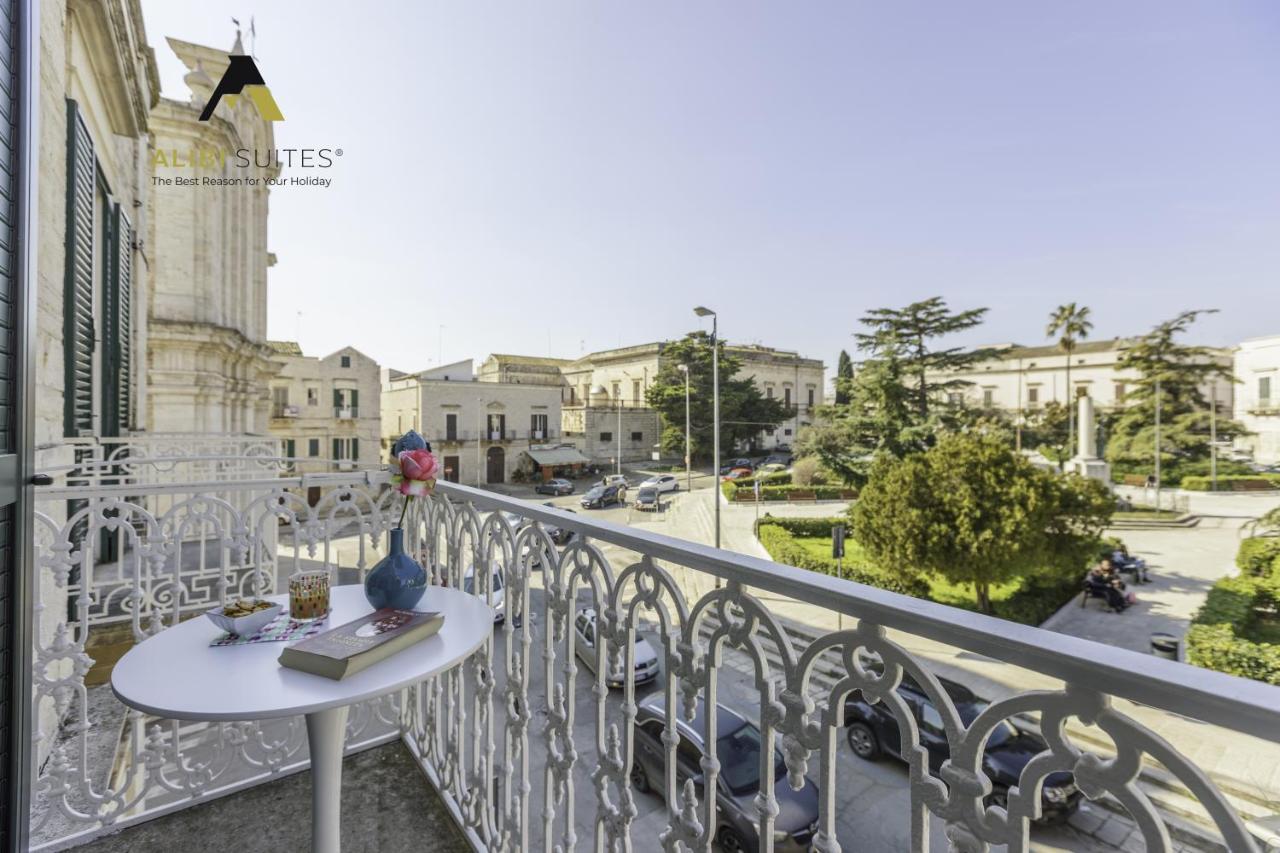 Alibi Suites Suite Museum: Gioiello Con Vista Sul Museo Archeologico Nazionale, Letto E Doccia Con Cromoterapia, Smart Tv, Wifi E A/C Ruvo di Puglia Εξωτερικό φωτογραφία