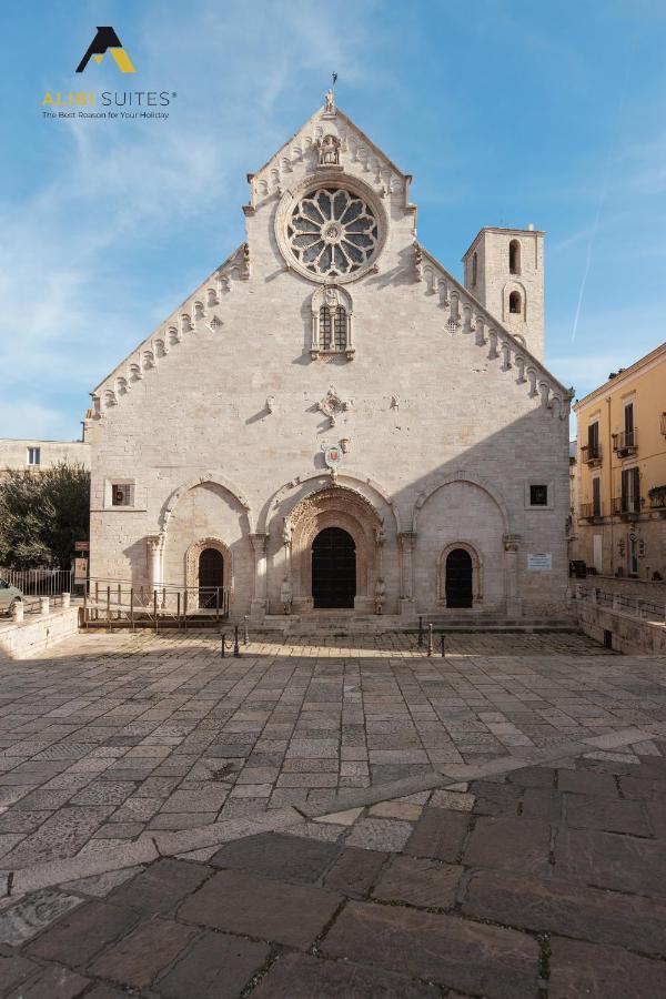 Alibi Suites Suite Museum: Gioiello Con Vista Sul Museo Archeologico Nazionale, Letto E Doccia Con Cromoterapia, Smart Tv, Wifi E A/C Ruvo di Puglia Εξωτερικό φωτογραφία